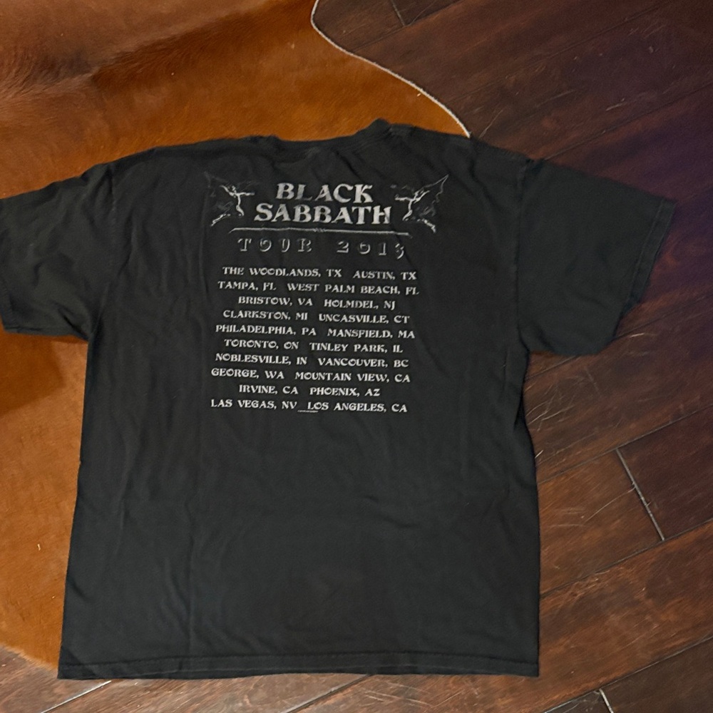 Original Black Sabbath 2013 Concert T-shirt - Picture 3 of 4